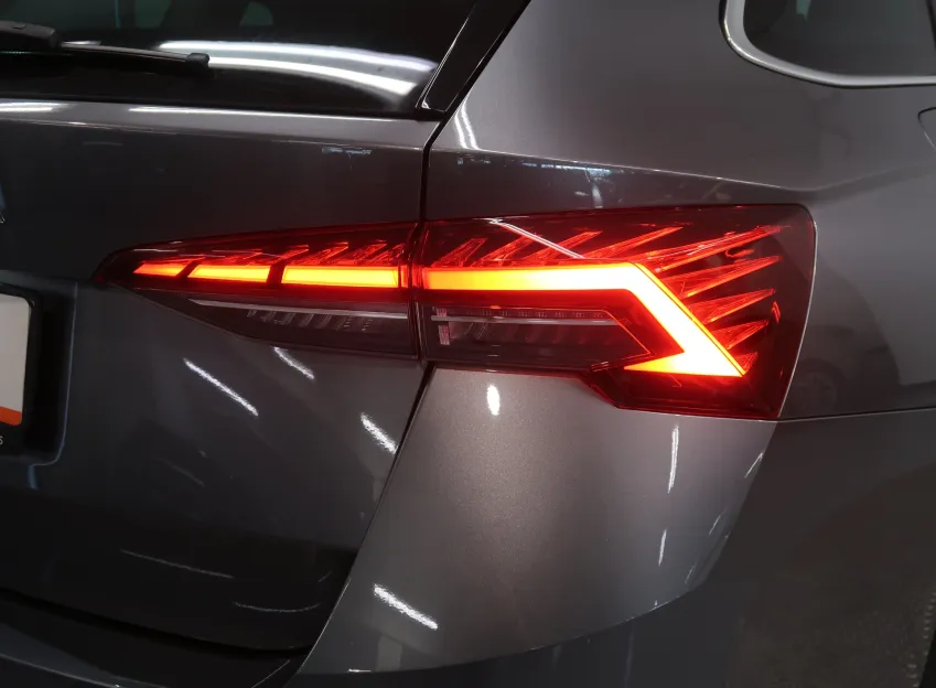 Škoda Octavia SELECTION 2.0TDI 110KW DSG LED MATRIX NAVI