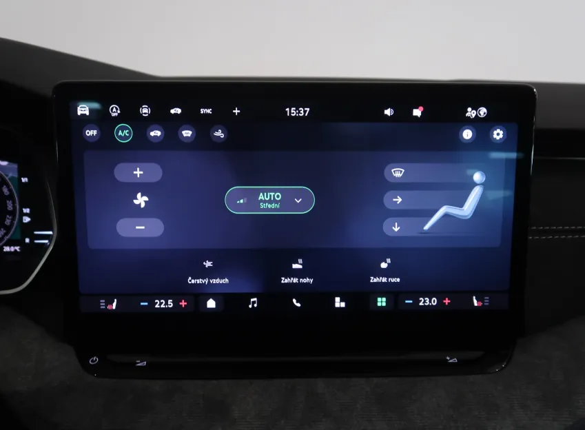 Škoda Octavia SELECTION 2.0TDI 110KW DSG LED MATRIX NAVI