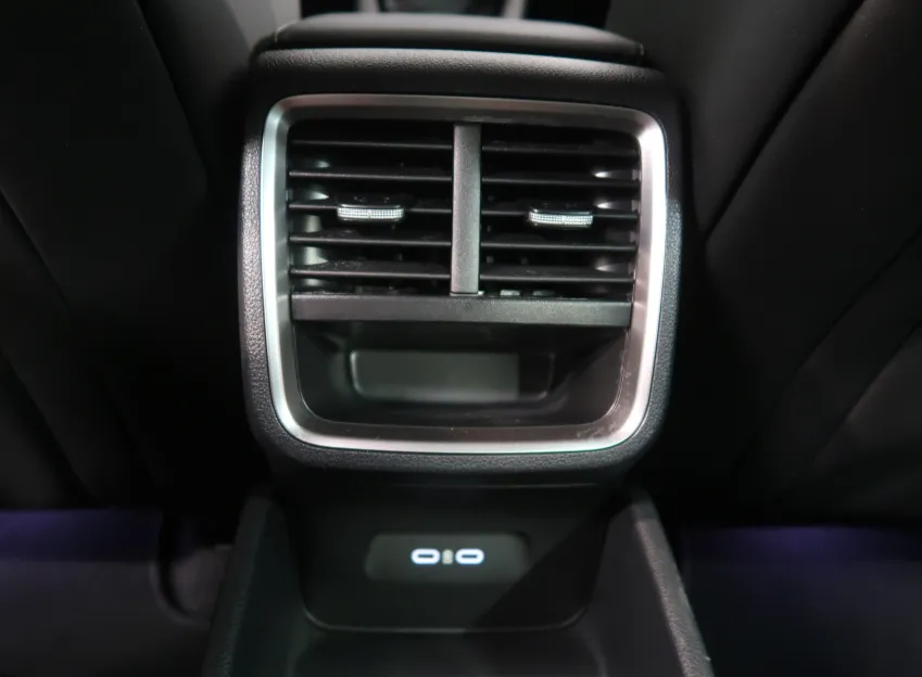 Škoda Octavia SELECTION 2.0TDI 110KW DSG LED MATRIX NAVI