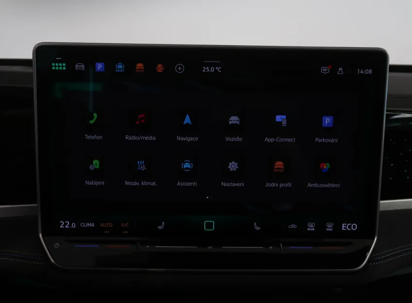 Volkswagen Passat R-LINE 1.5TSI 200KW eHYBRID WEBASTO TAŽNÉ