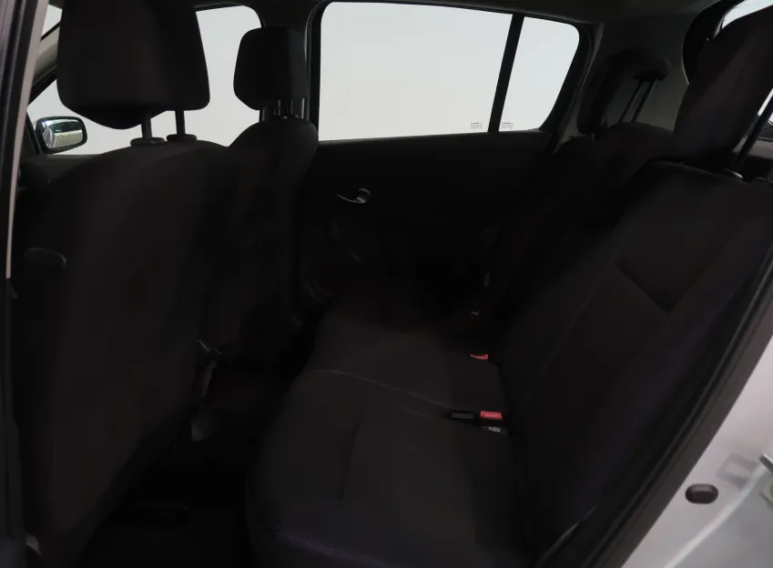 Renault Clio 1.2 i 16V 55kW STK 2028