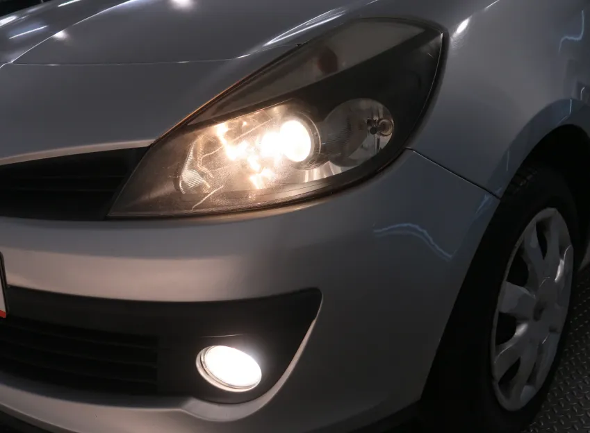 Renault Clio 1.2 i 16V 55kW STK 2028