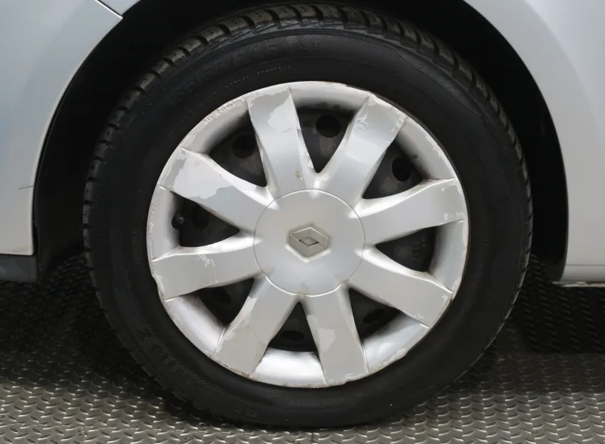 Renault Clio 1.2 i 16V 55kW STK 2028