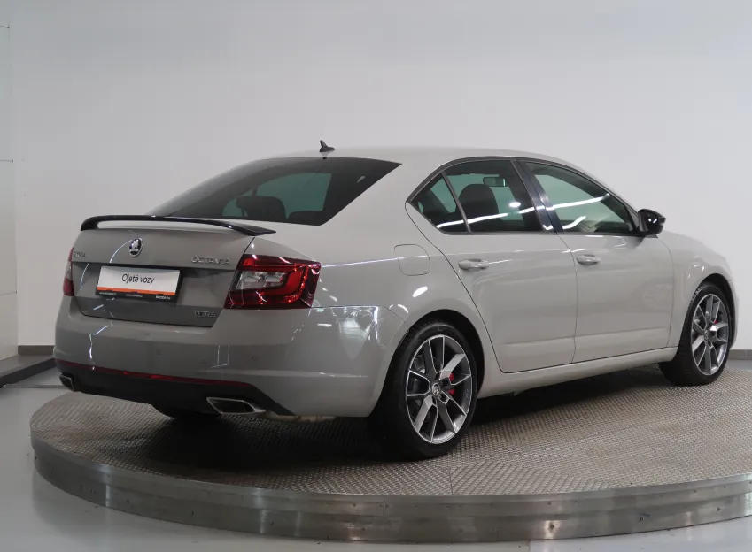 Škoda Octavia RS 2.0TSI 180KW DSG NAVI