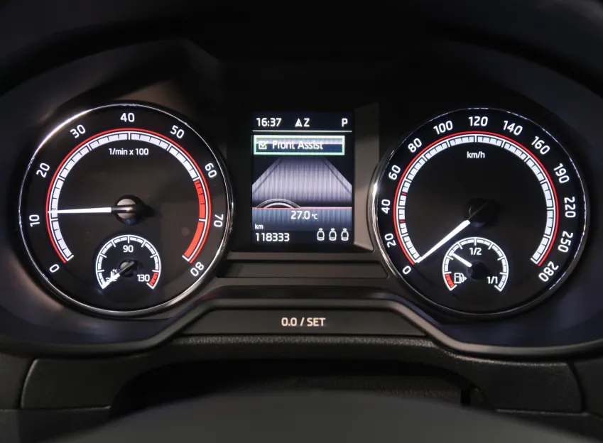 Škoda Octavia RS 2.0TSI 180KW DSG NAVI
