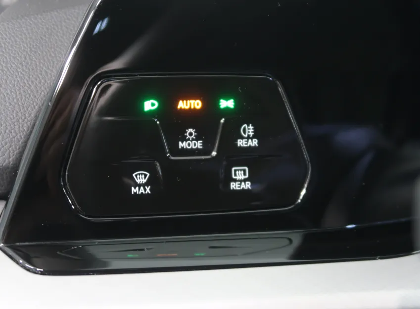 Volkswagen Golf LIFE 2.0TDI 110KW DSG TAŽNÉ