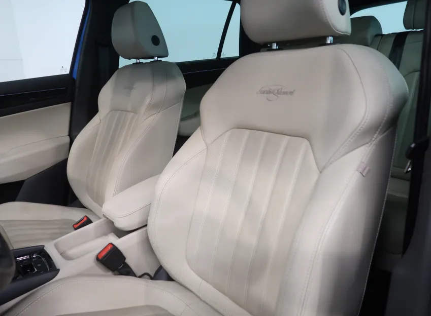 Škoda Kodiaq L&K 2.0TDI 147KW 4x4 DSG WEBASTO 7MÍST TAŽNÉ CANTO