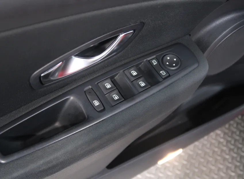 Renault Mégane 1.6i 74KW