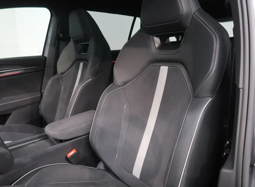 Škoda Kodiaq SPORTLINE 2.0TSI 150KW 4x4 DSG TAŽNÉ WEBASTO PANOR