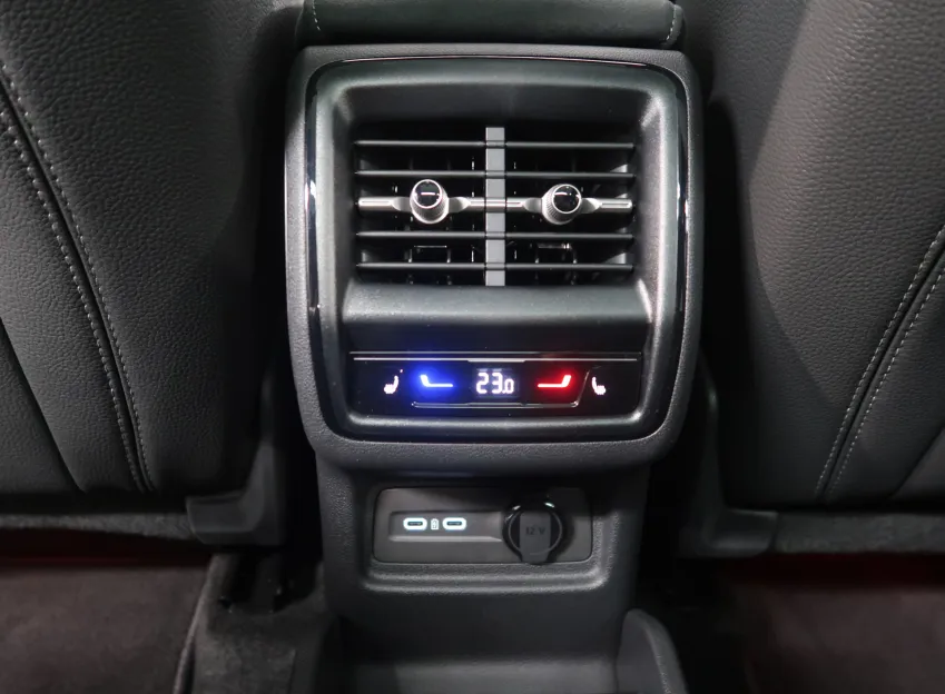 Škoda Kodiaq SPORTLINE 2.0TSI 150KW 4x4 DSG TAŽNÉ WEBASTO PANOR