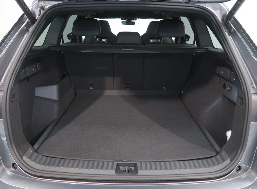 Škoda Kodiaq SPORTLINE 2.0TSI 150KW 4x4 DSG TAŽNÉ WEBASTO PANOR
