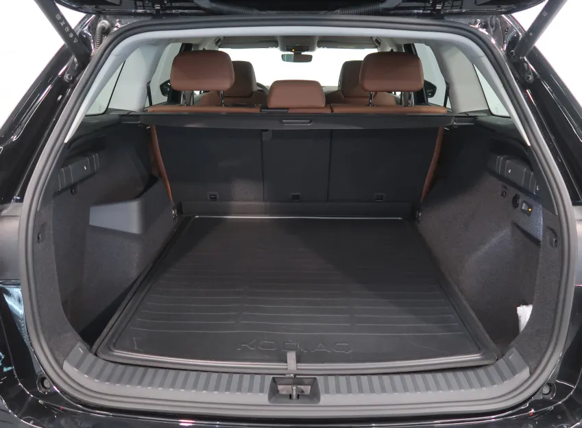 Škoda Kodiaq EXCLUSIVE 2.0TDI 142KW 4x4DSG TAŽNÉ WEBASTO CANTON