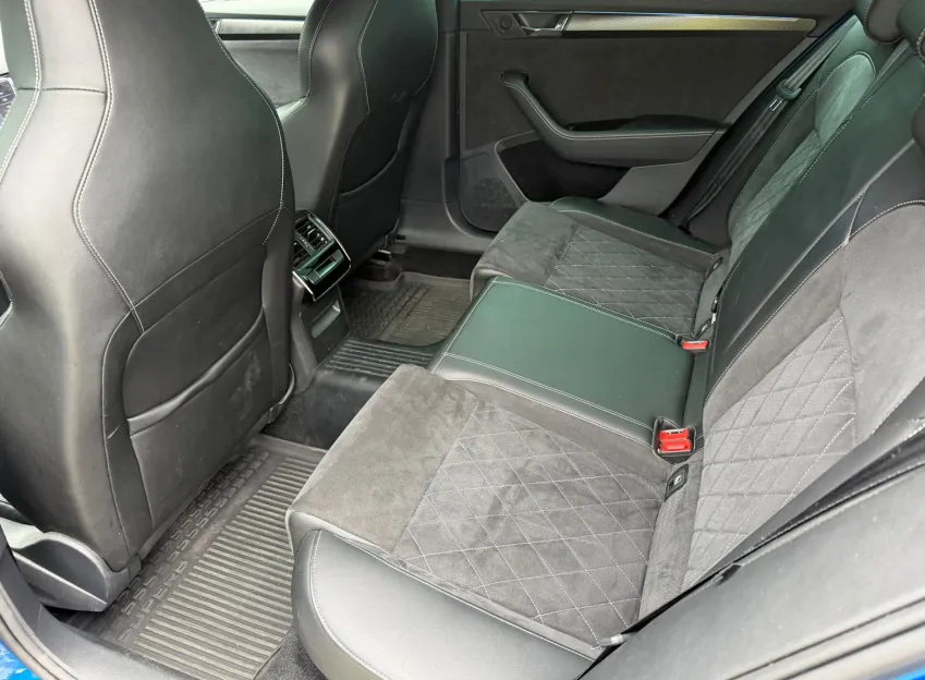 Škoda Superb SPORTLINE 2.0TDI 140KW 4x4 DSG