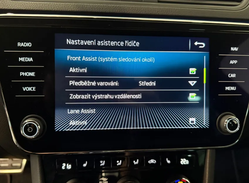 Škoda Superb SPORTLINE 2.0TDI 140KW 4x4 DSG WEBASTO