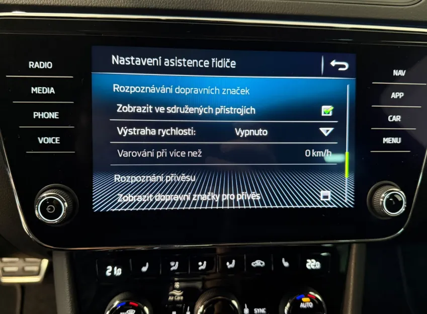 Škoda Superb SPORTLINE 2.0TDI 140KW 4x4 DSG WEBASTO