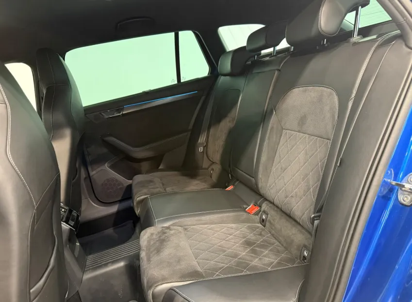 Škoda Superb SPORTLINE 2.0TDI 140KW 4x4 DSG WEBASTO