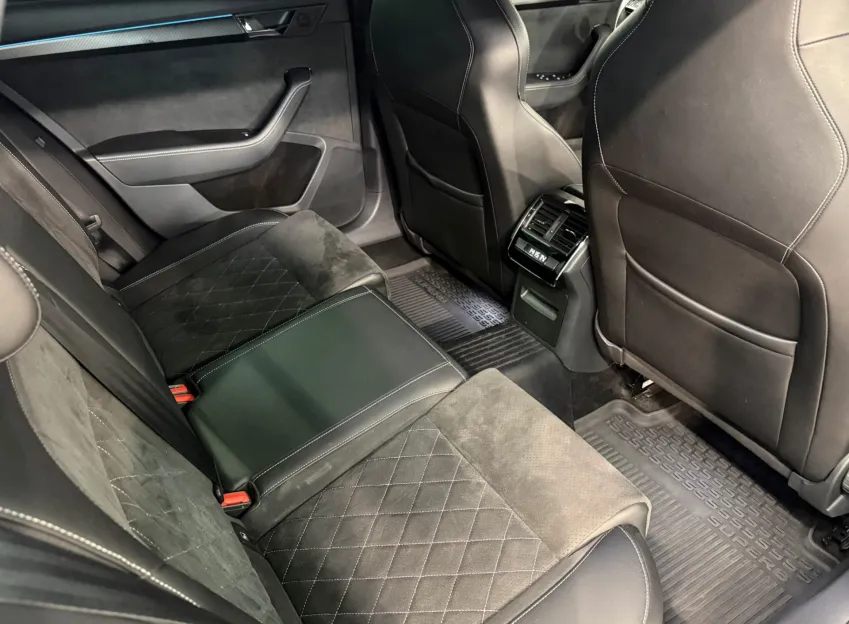 Škoda Superb SPORTLINE 2.0TDI 140KW 4x4 DSG WEBASTO