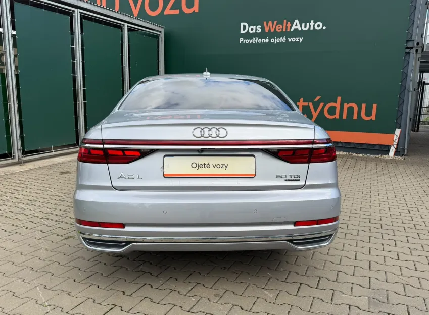 Audi A8 LONG 3.0TDI 210KW QUATTRO AUTOMAT