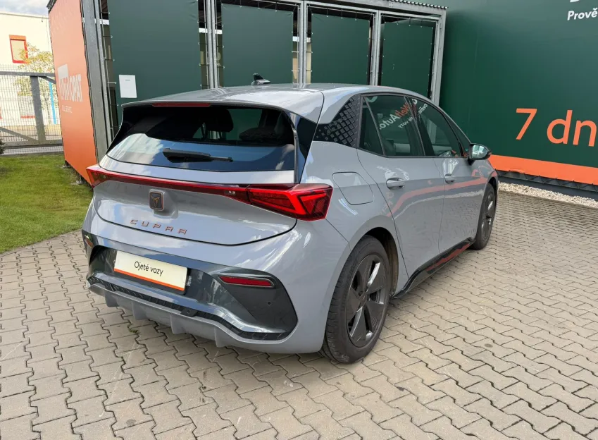 Cupra Born 150kW / 62kWh Electric