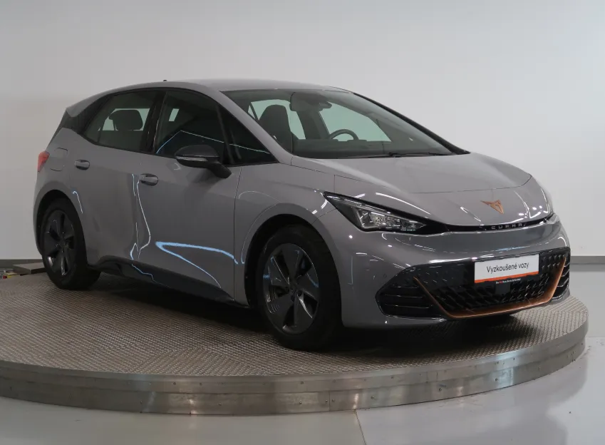 Cupra Born ELECTRIC 150KW / 62kWh ALU18"