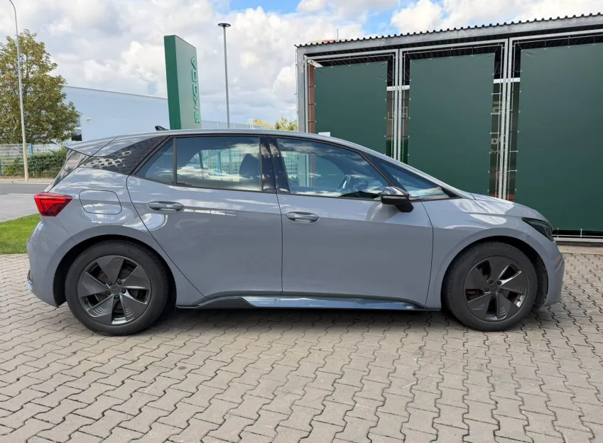 Cupra Born 150kW / 62kWh Electric
