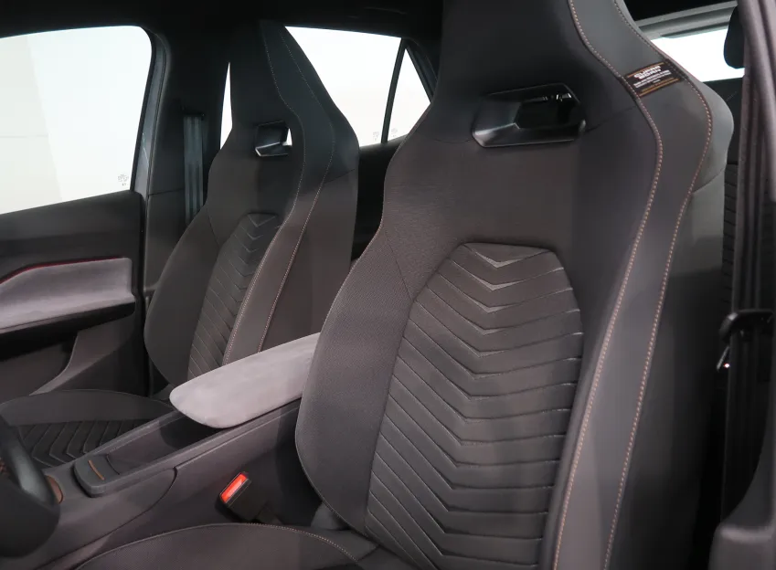 Cupra Born ELECTRIC 150KW / 62kWh ALU18"