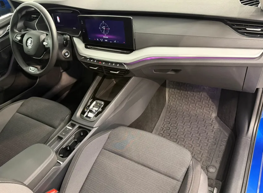 Škoda Octavia AMBITION FRESH 2.0TDI 85KW DSG MATRIX