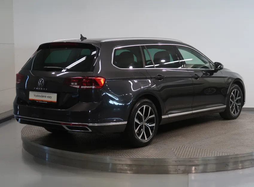 Volkswagen Passat ELEGANCE 2.0TDI 110KW DSG