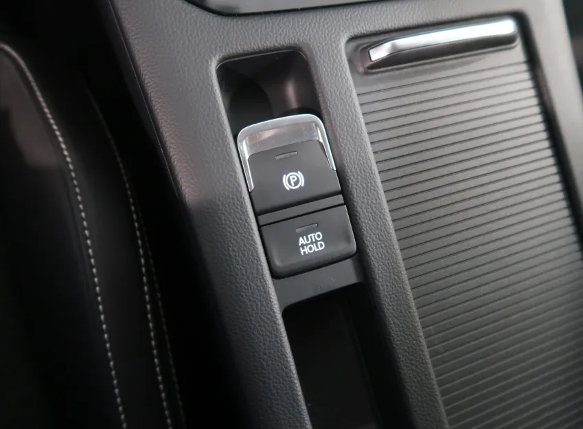 Volkswagen Passat ELEGANCE 2.0TDI 110KW DSG