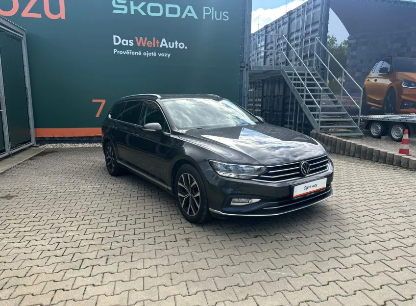 Volkswagen Passat VARIANT ELEGANCE 2.0TDI 110KW DSG