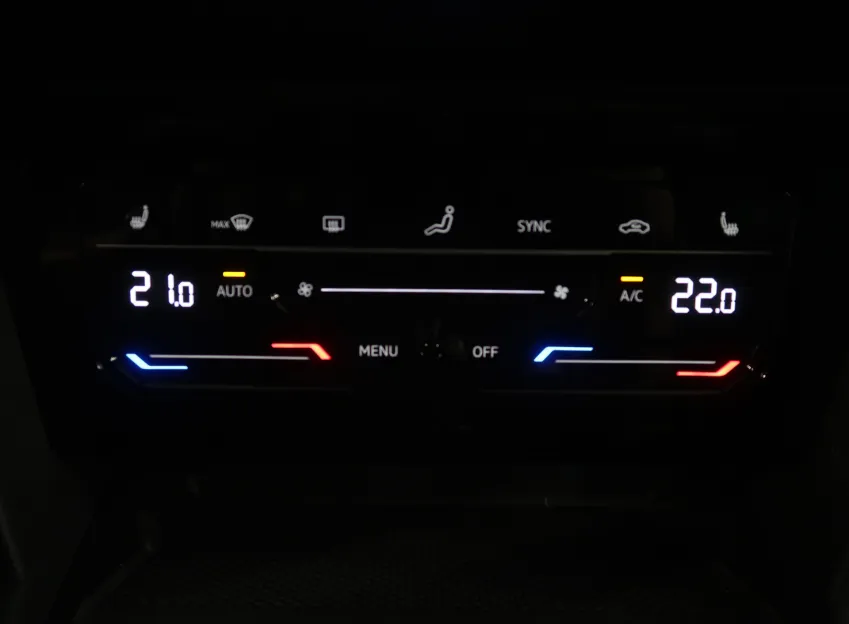 Volkswagen Passat ELEGANCE 2.0TDI 110KW DSG
