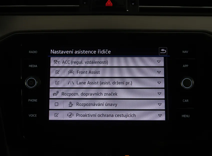 Volkswagen Passat ELEGANCE 2.0TDI 110KW DSG