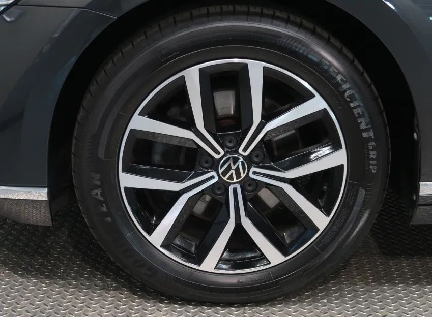 Volkswagen Passat ELEGANCE 2.0TDI 110KW DSG
