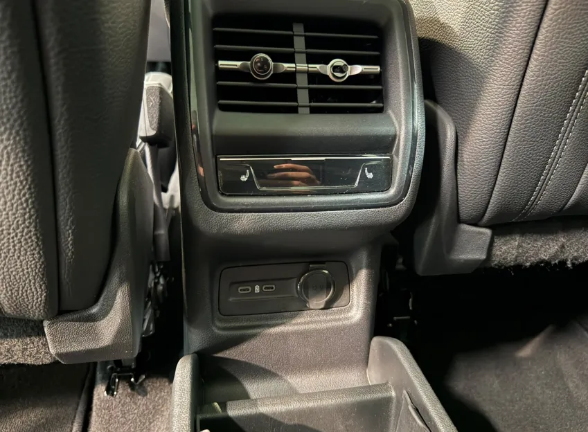 Škoda Kodiaq EXCLUSIVE 2.0TDI 142KW DSG 7 MÍST PANORAMA