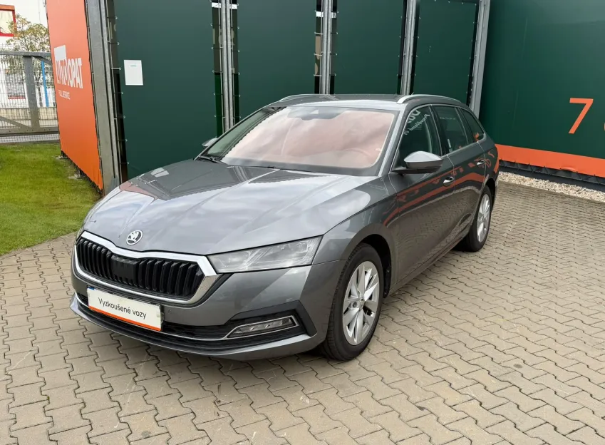 Škoda Octavia COMBI STYLE 2.0TDI 85KW ZÁRUKA KAMERA