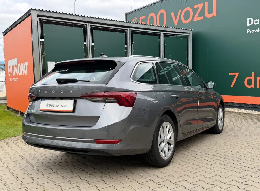 Škoda Octavia COMBI STYLE 2.0TDI 85KW ZÁRUKA KAMERA