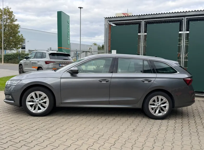 Škoda Octavia COMBI STYLE 2.0TDI 85KW ZÁRUKA KAMERA