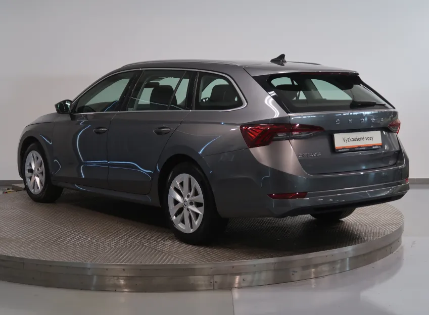 Škoda Octavia STYLE 2.0TDI 85KW ZÁRUKA
