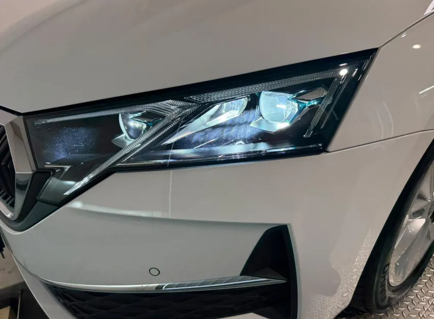 Škoda Octavia TOP SELECTION 2.0TSI 150KW MATRIX