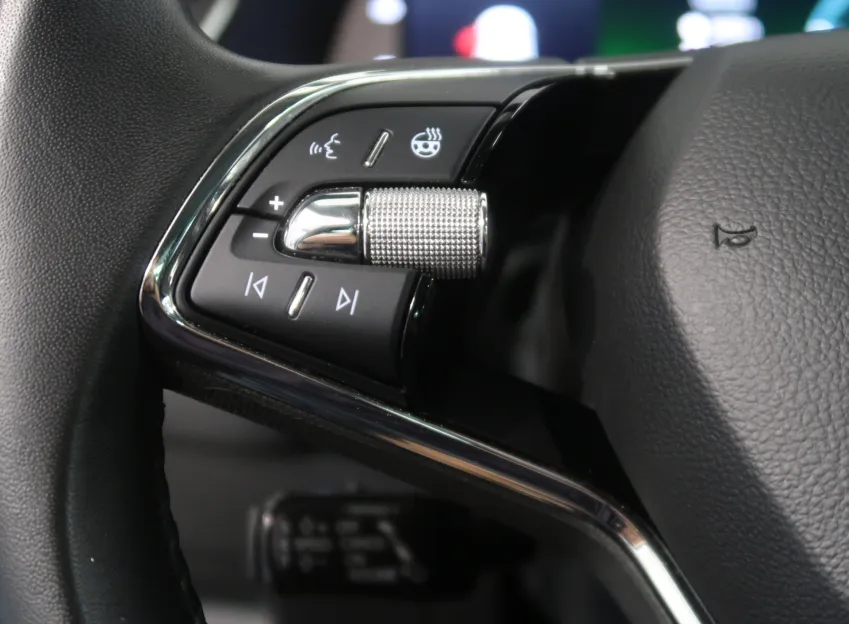 Škoda Octavia FRESH PLUS 1.5TSI 110KW ZÁRUKA