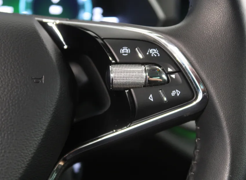 Škoda Octavia FRESH PLUS 1.5TSI 110KW ZÁRUKA