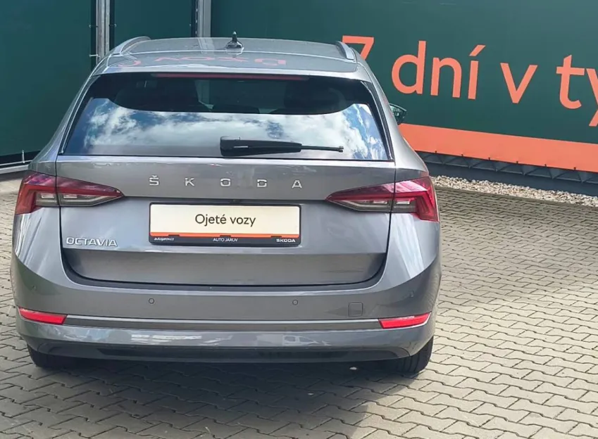 Škoda Octavia COMBI FRESH PLUS 2.0TDI 85kW KAMERA