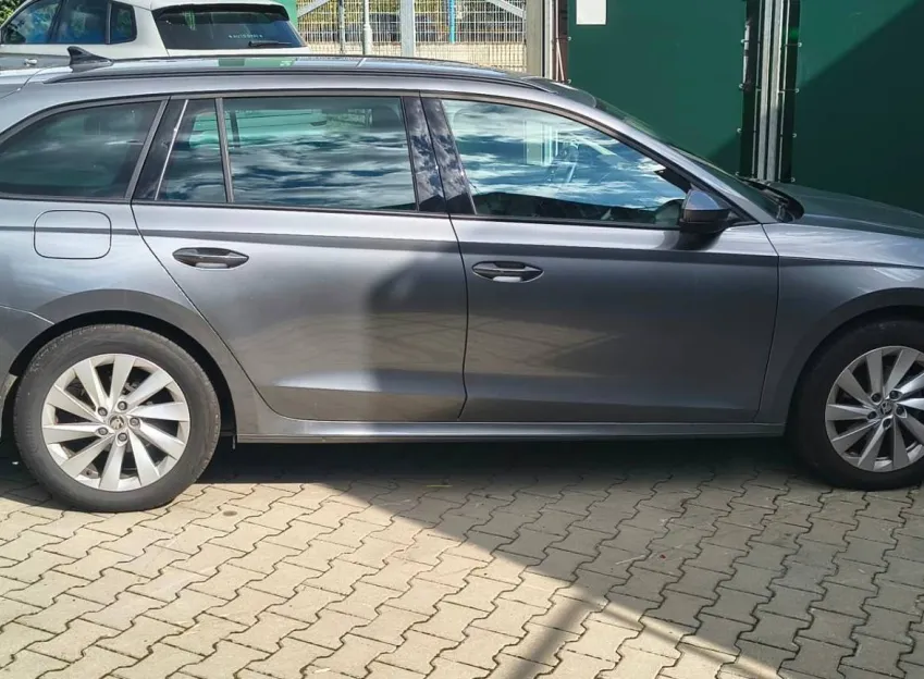 Škoda Octavia COMBI FRESH PLUS 2.0TDI 85kW KAMERA