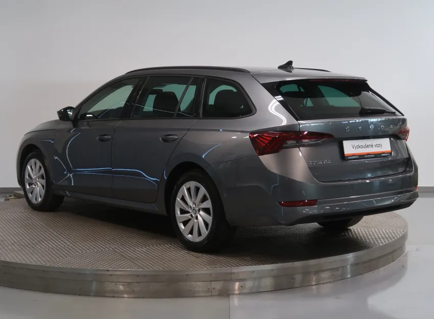 Škoda Octavia FRESH PLUS 2.0TDI 85KW KAMERA