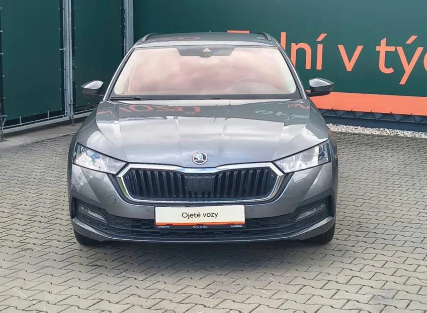 Škoda Octavia COMBI FRESH PLUS 2.0TDI 85kW KAMERA