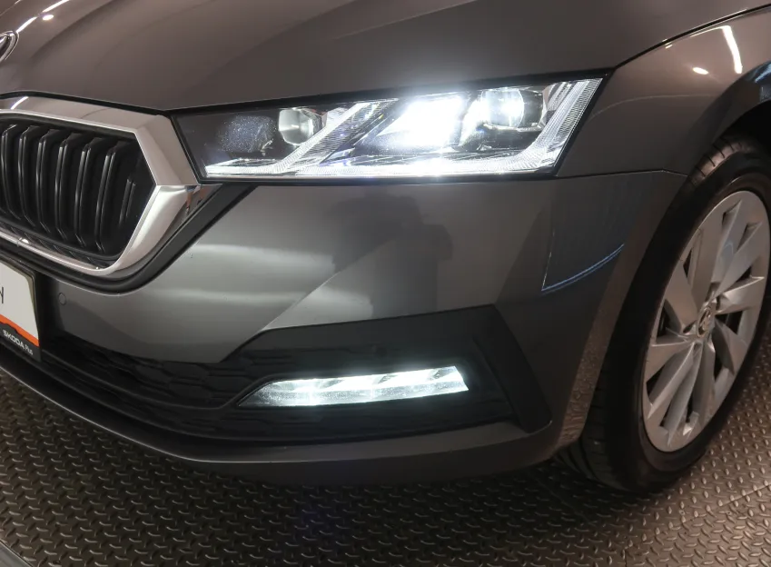Škoda Octavia FRESH PLUS 2.0TDI 85KW KAMERA