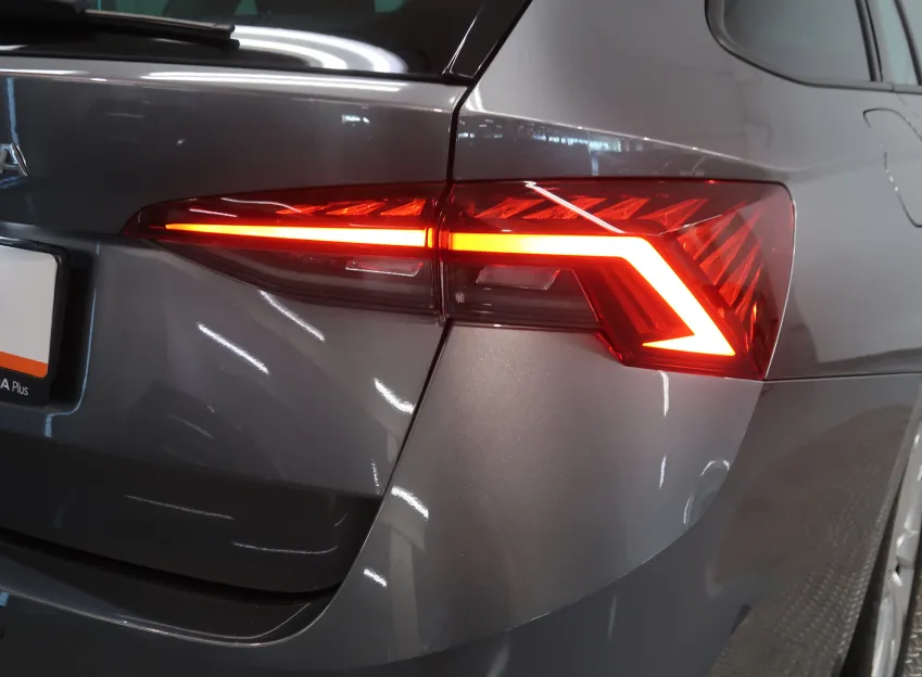 Škoda Octavia FRESH PLUS 2.0TDI 85KW KAMERA