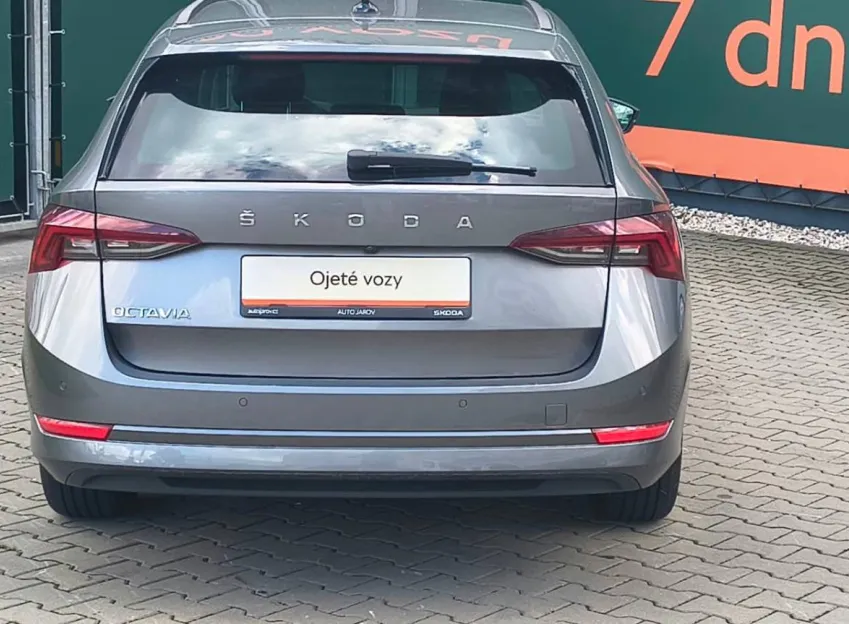 Škoda Octavia COMBI FRESH PLUS 2.0TDI 85kW KAMERA