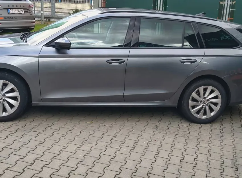 Škoda Octavia COMBI FRESH PLUS 2.0TDI 85kW KAMERA