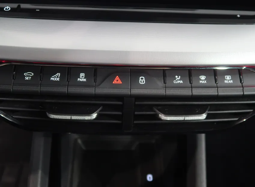 Škoda Octavia FRESH PLUS 2.0TDI 85KW KAMERA